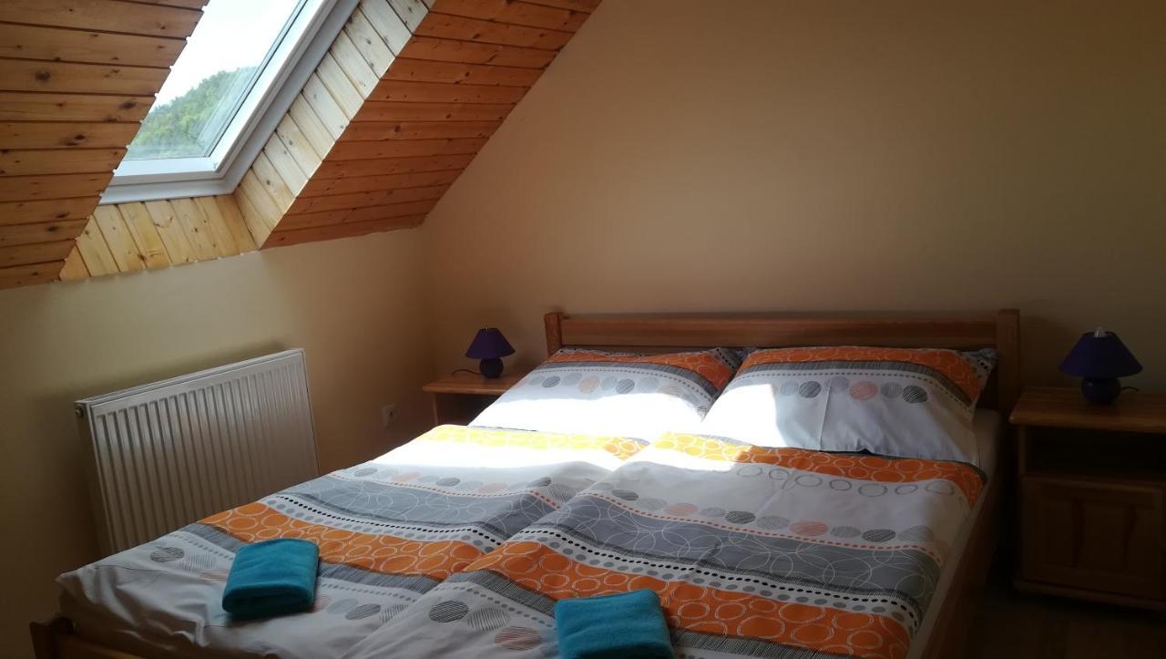 Rekreacne Zariadenie Chmelisko Pruzina Exterior foto